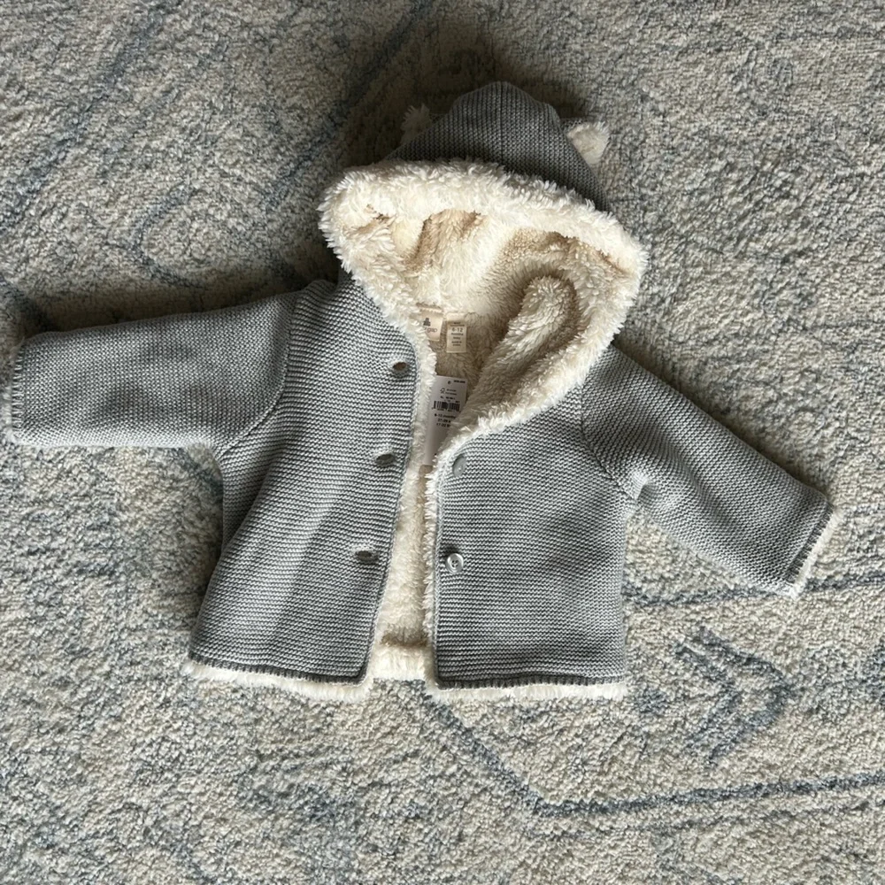 NWT Baby Gap Grey Cotton Sherpa Hooded Jacket size 6-12 months - Picture 3 of 13